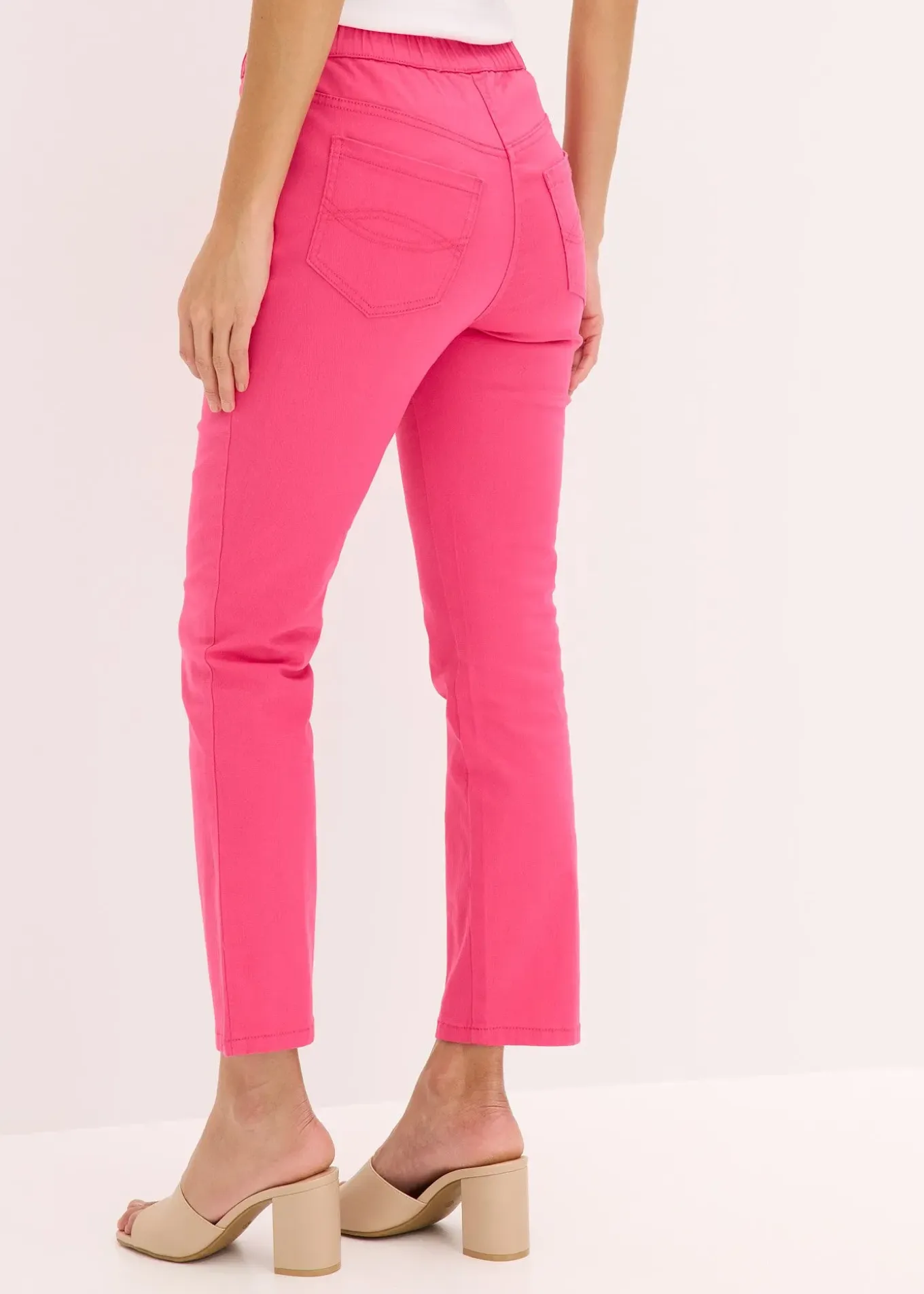 Pantalon 7/8 à taille élastiquée