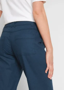 Pantalon 3/4 en lin et coton