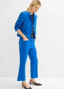 Pantalon 7/8 évasé avec bouton décoratif