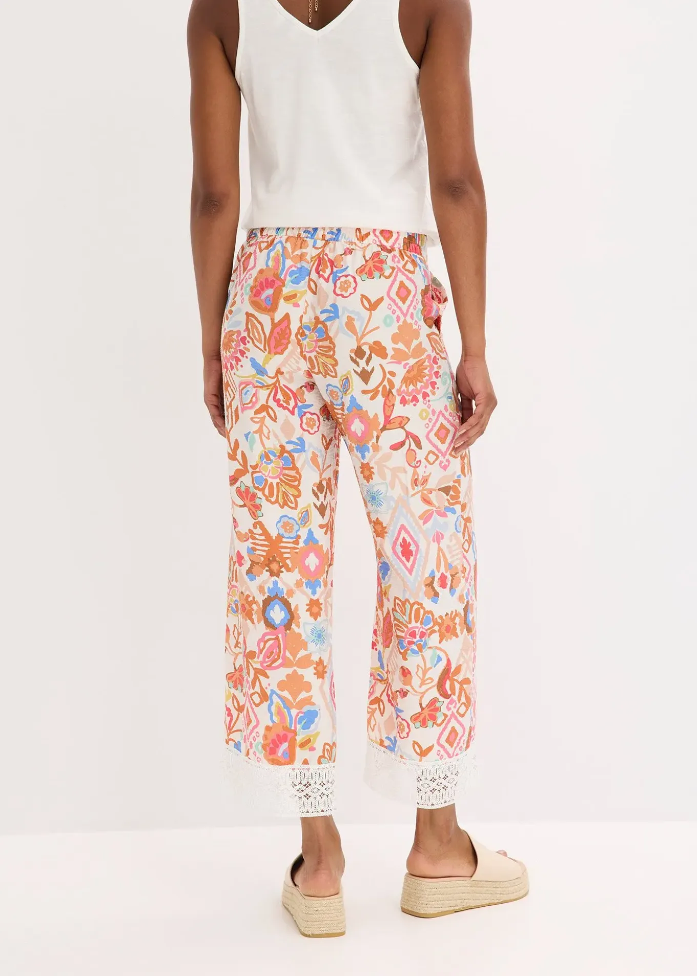 Pantalon avec bordure dentelle