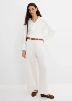 Pantalon avec bouton décoratif