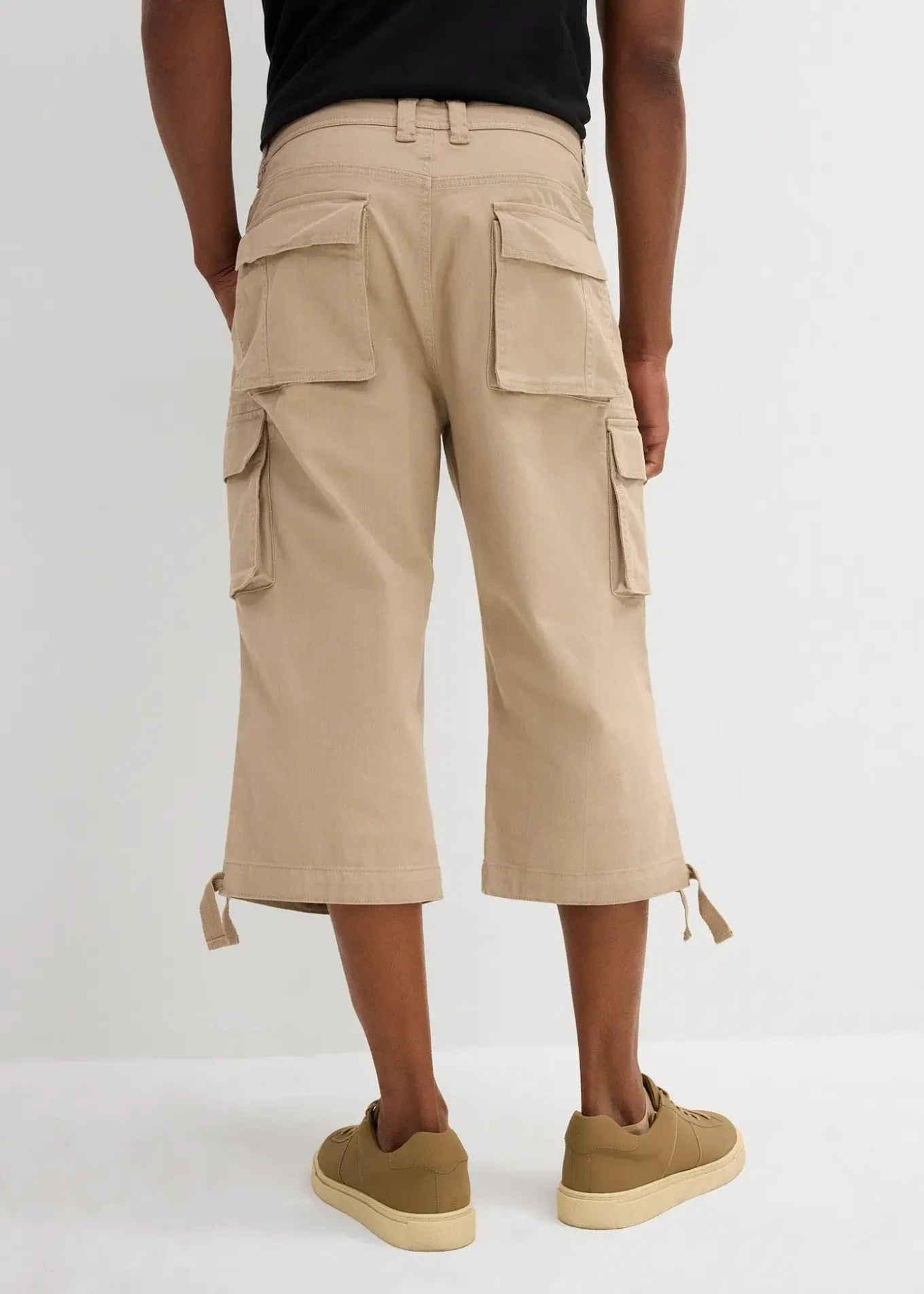 Pantalon cargo extensible et loose, longueur 3/4