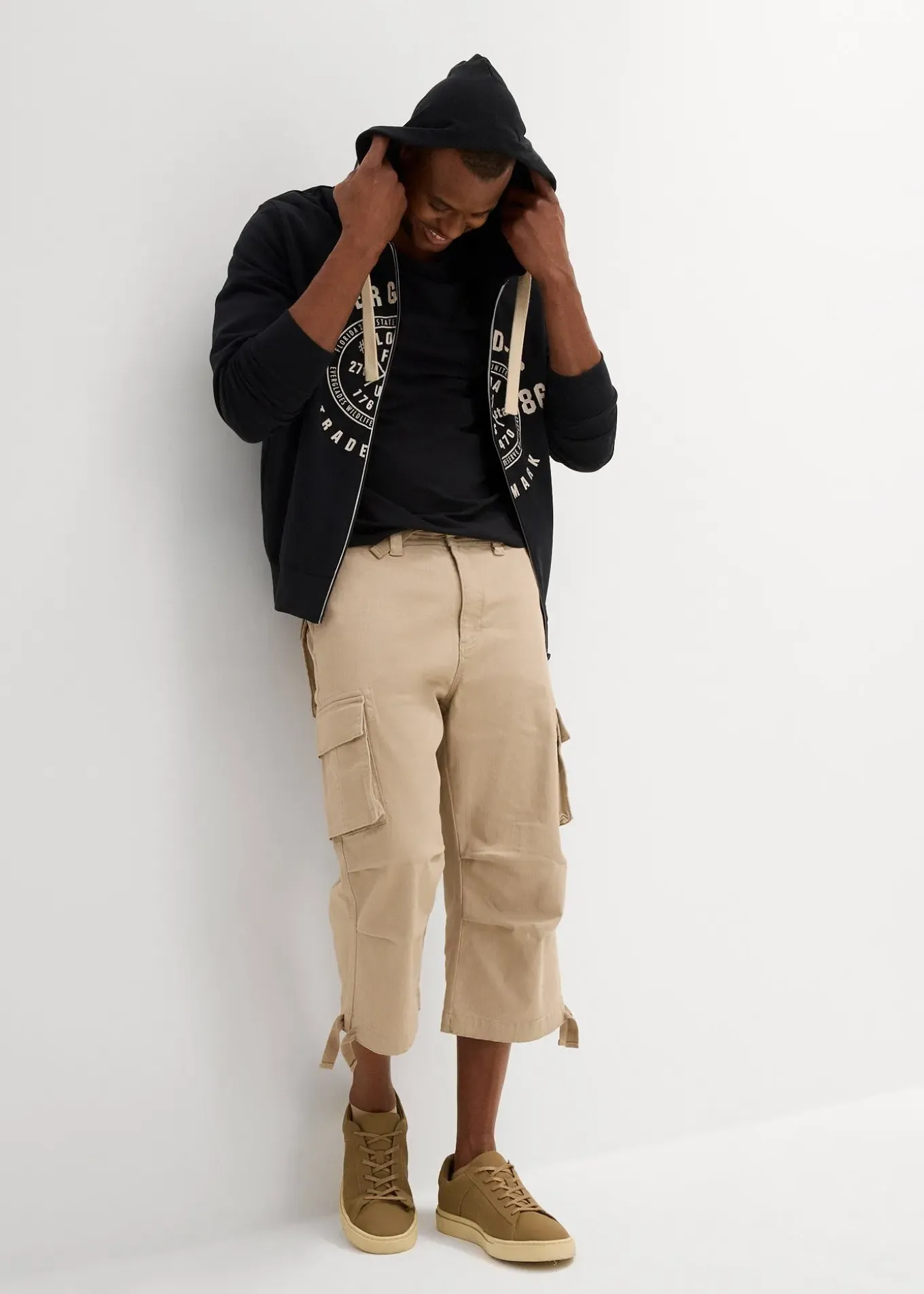 Pantalon cargo extensible et loose, longueur 3/4