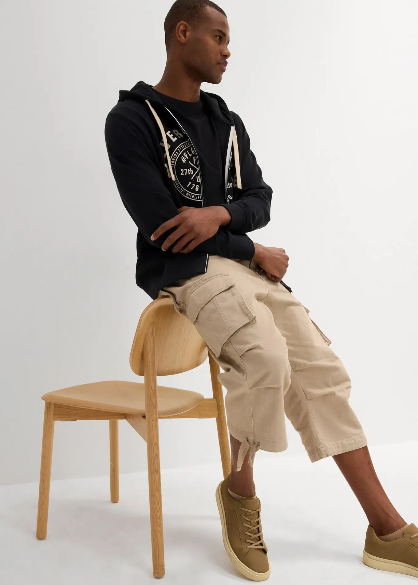 Pantalon cargo extensible et loose, longueur 3/4