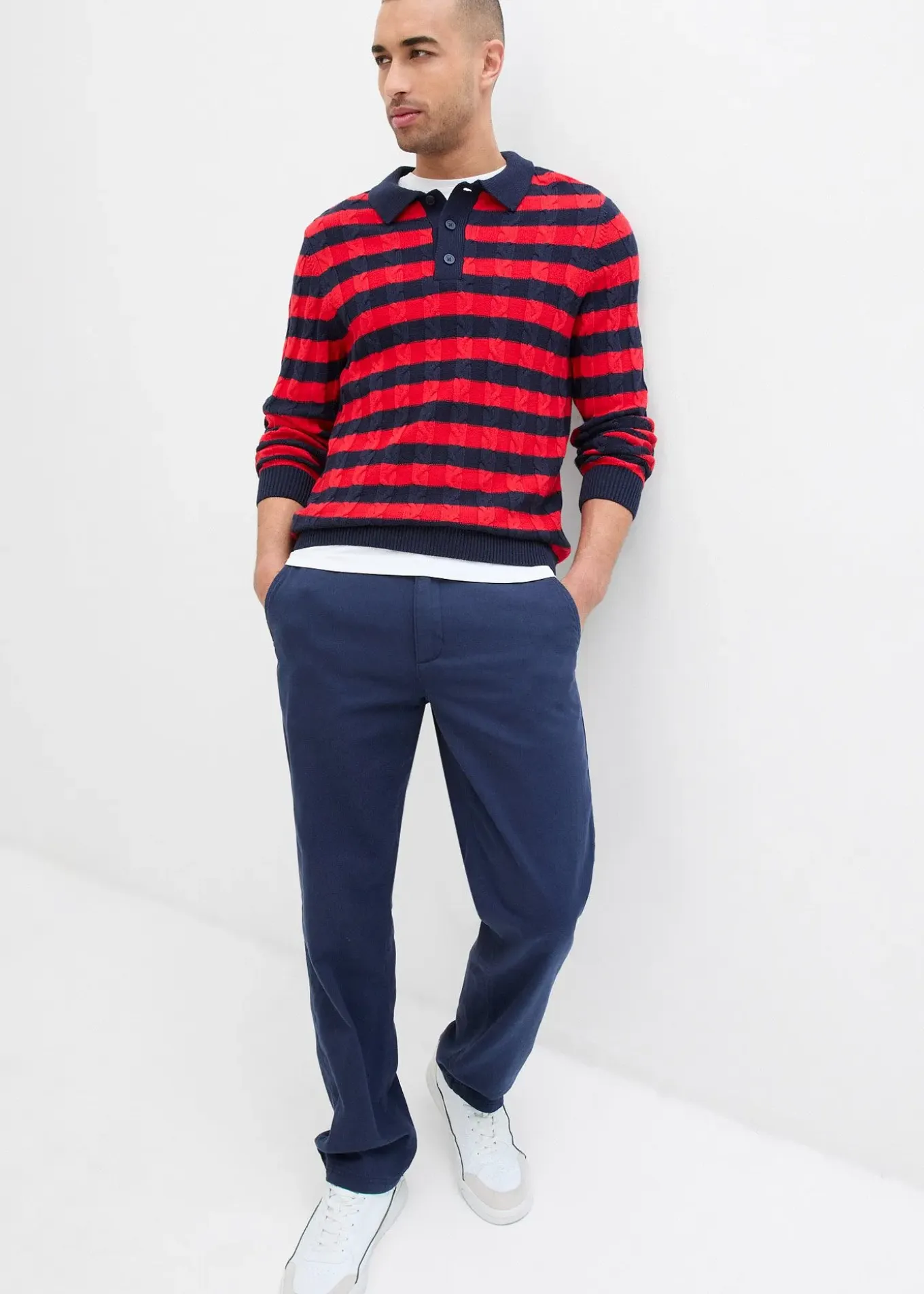 Pantalon chino droit et ample, 100% coton