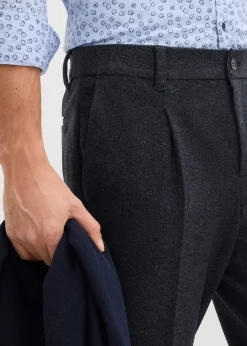Pantalon de costume regular à taille élastiquée, fuselé