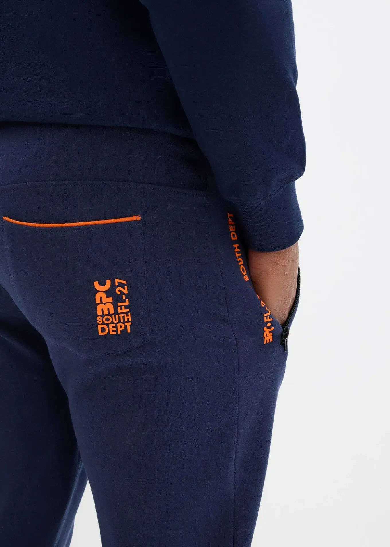 Pantalon de jogging en coton avec poches zippées pratiques