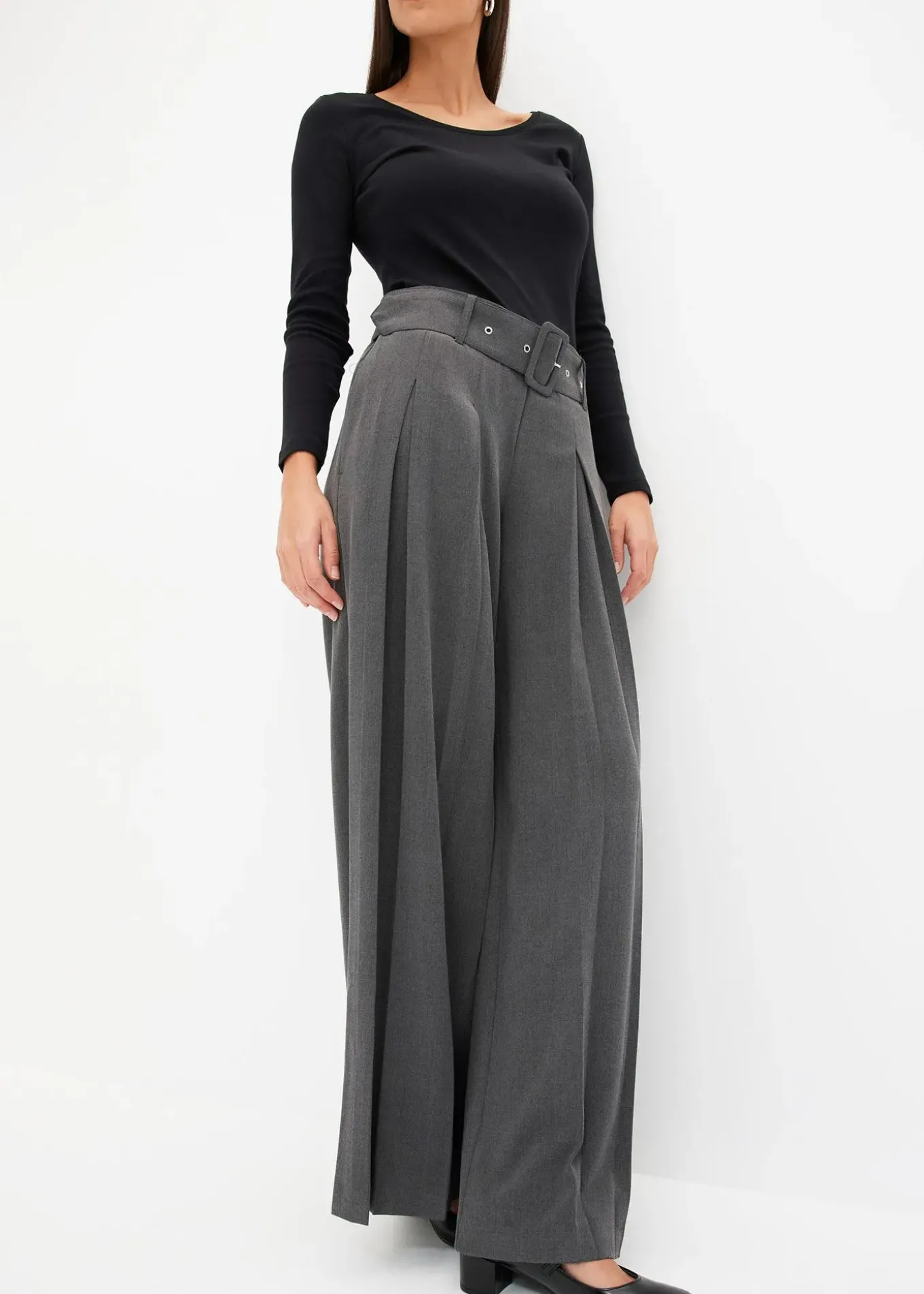 Pantalon de tailleur fluide en viscose mélangée