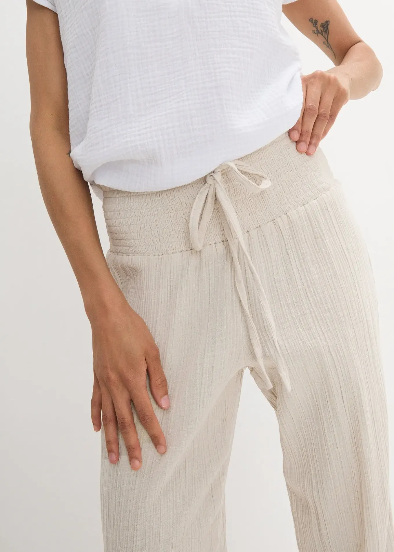 Pantalon en gaze de coton avec ceinture smockée