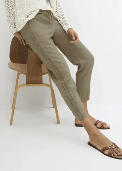 Pantalon en lin majoritaire avec empiècement de dentelle sur le côté, longueur cheville