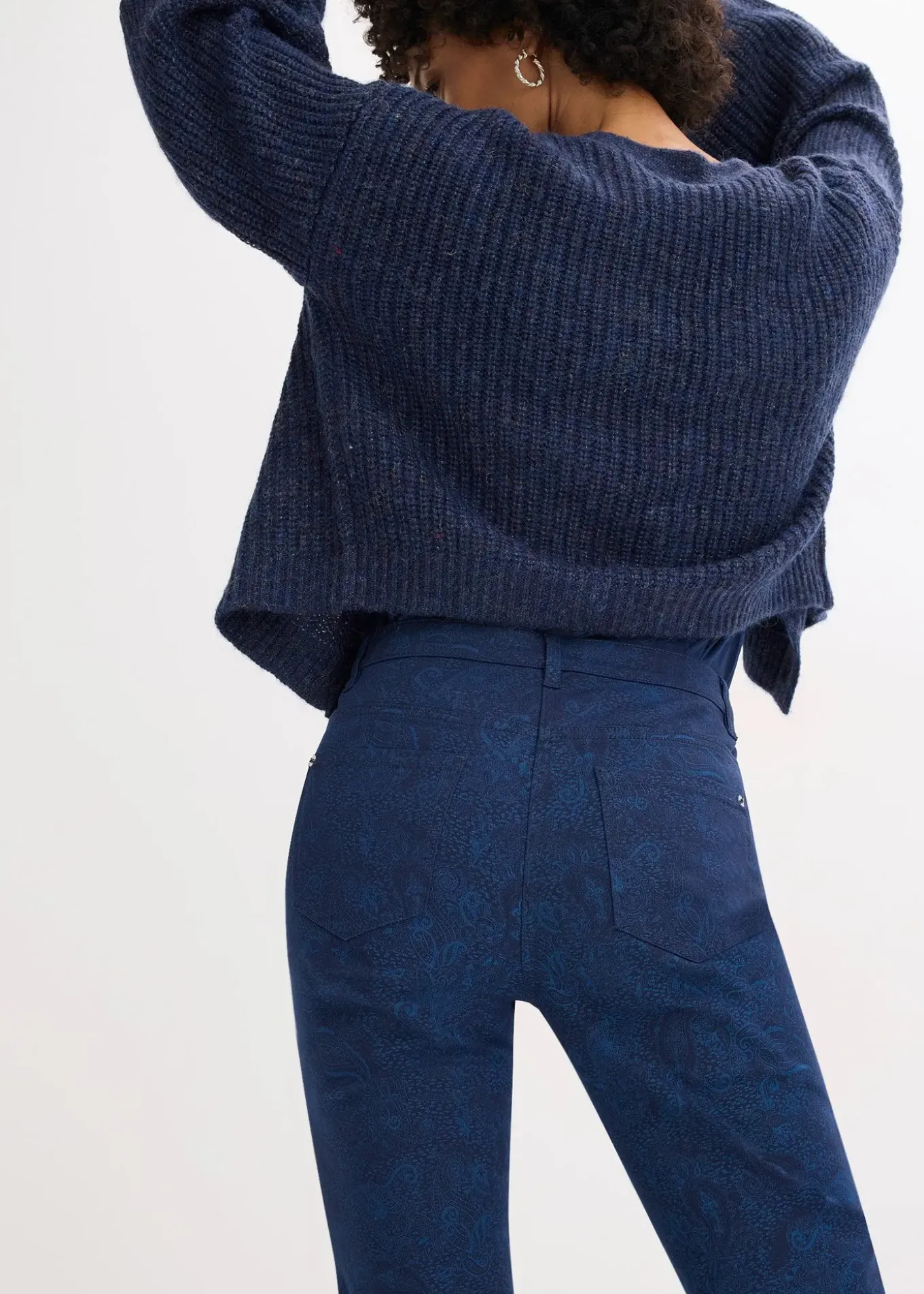 Pantalon en twill à imprimé raffiné