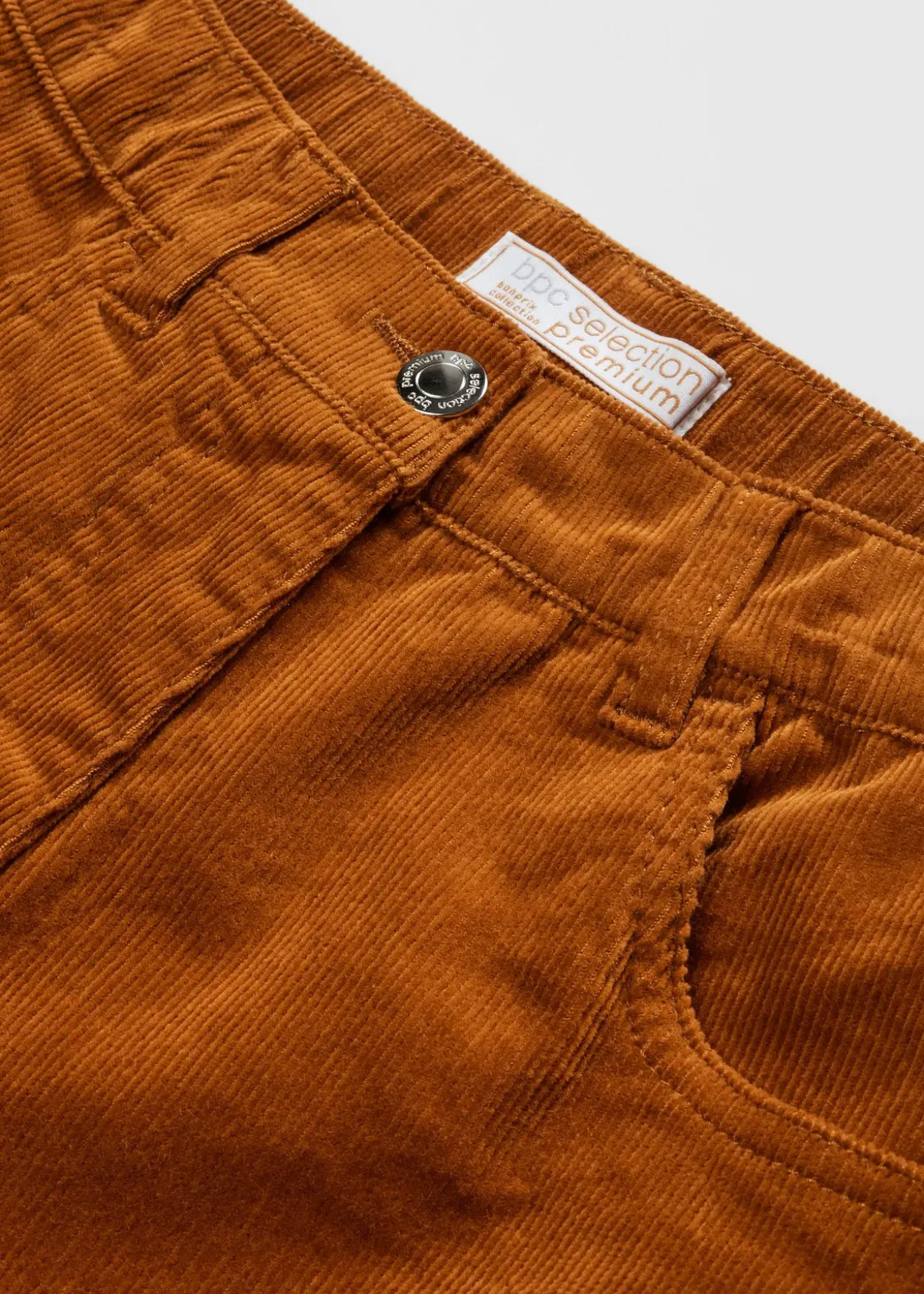 Pantalon en velours côtelé