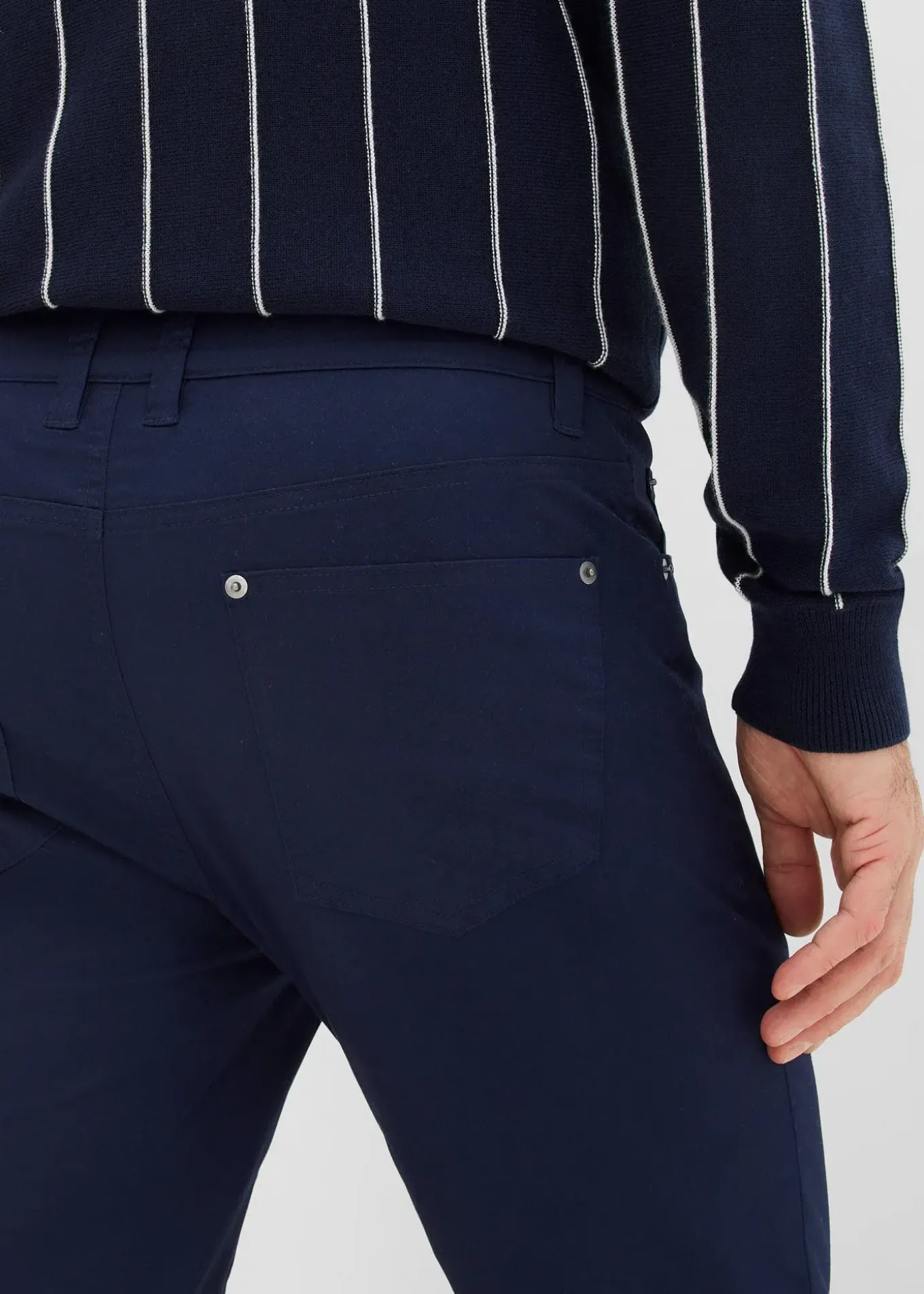 Pantalon fuselé extensible à taille élastiquée, regular