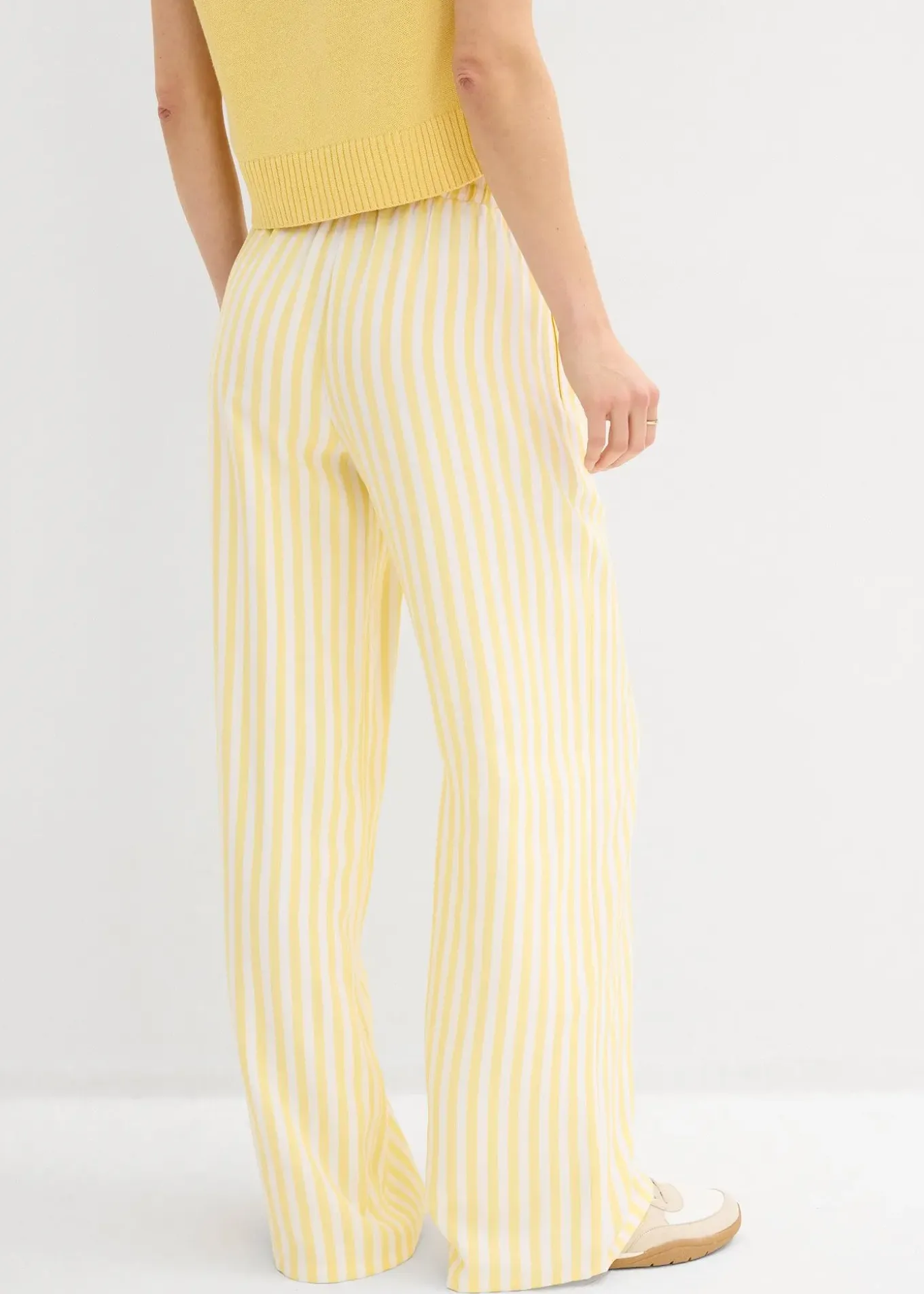 Pantalon large à pinces, fluide