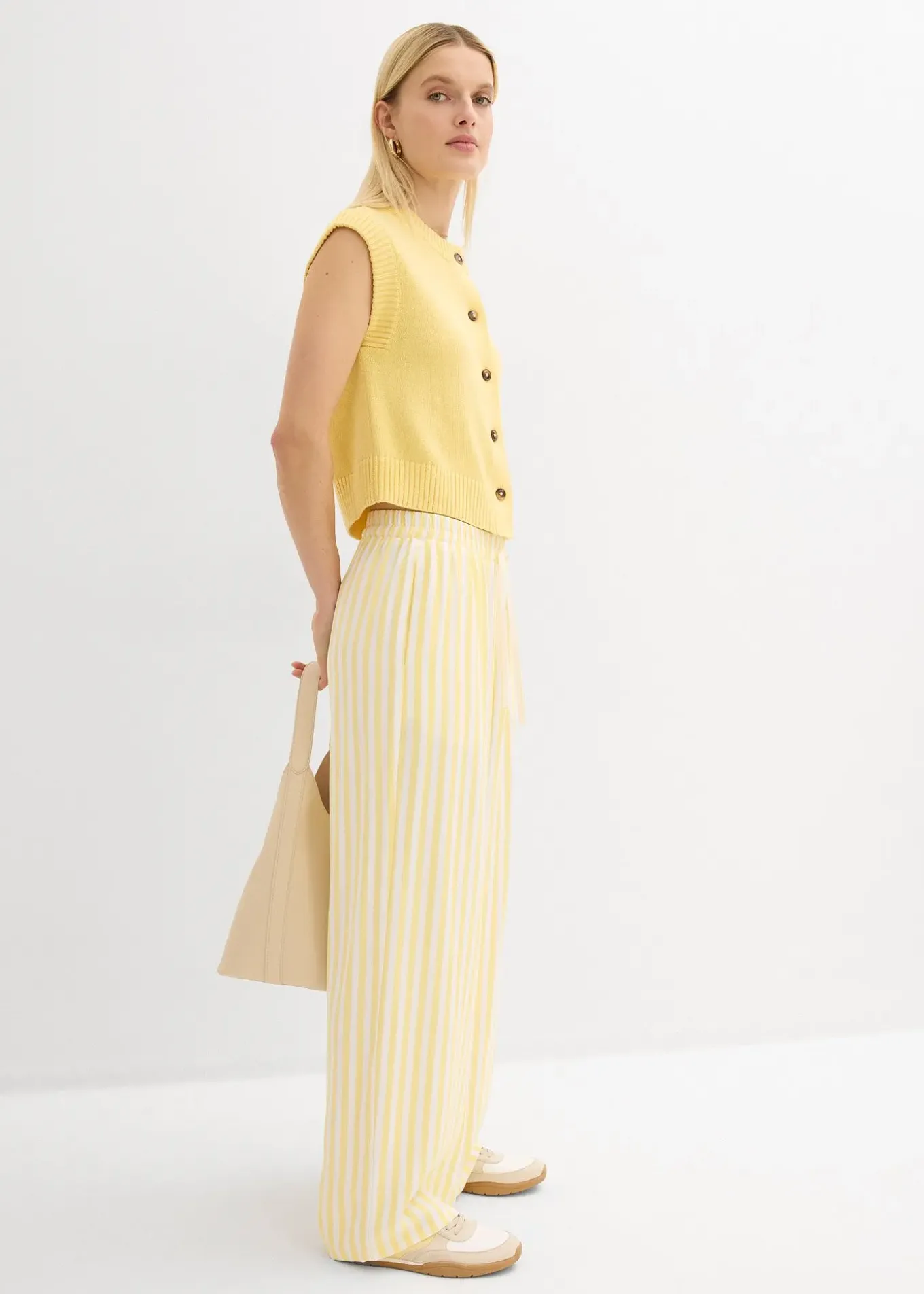 Pantalon large à pinces, fluide