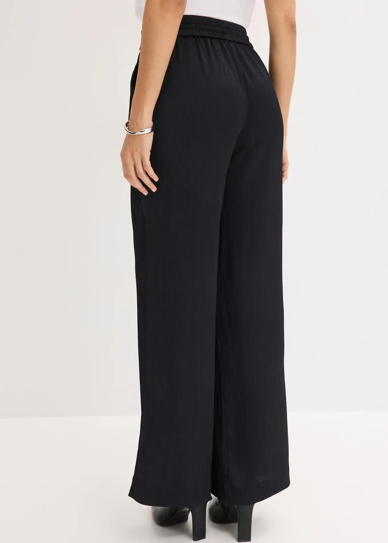 Pantalon large à taille élastiquée