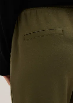 Pantalon élastiqué avec nervures devant