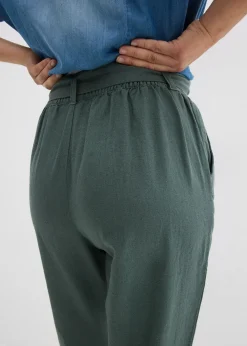 Pantalon léger à taille élastiquée
