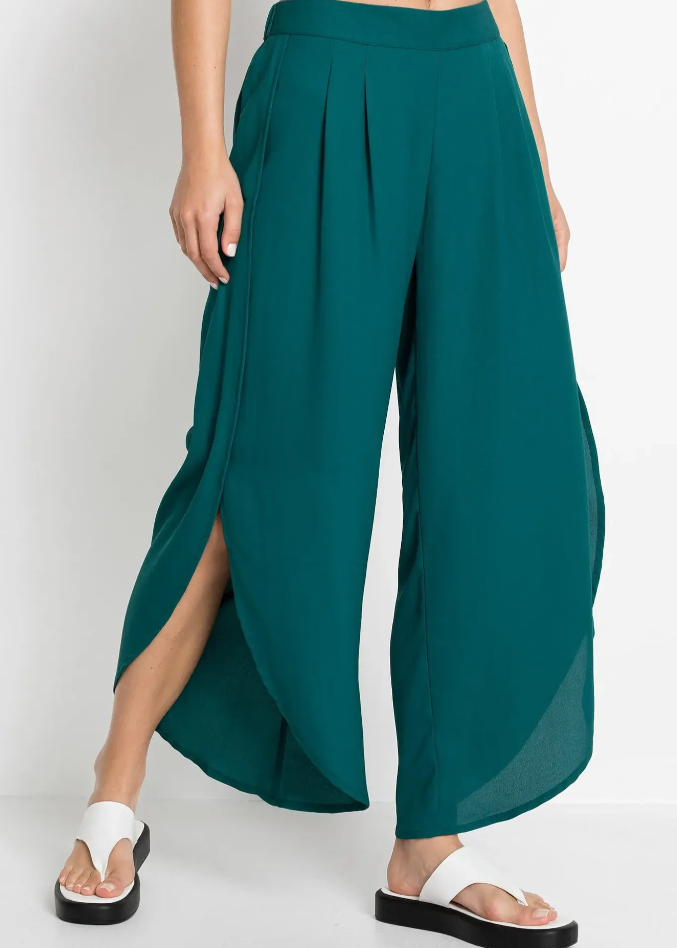 Pantalon palazzo fendu sur les côtés