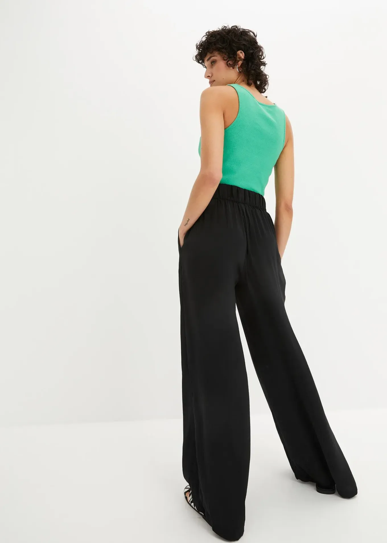 Pantalon palazzo léger et fluide, taille haute et confortable, long