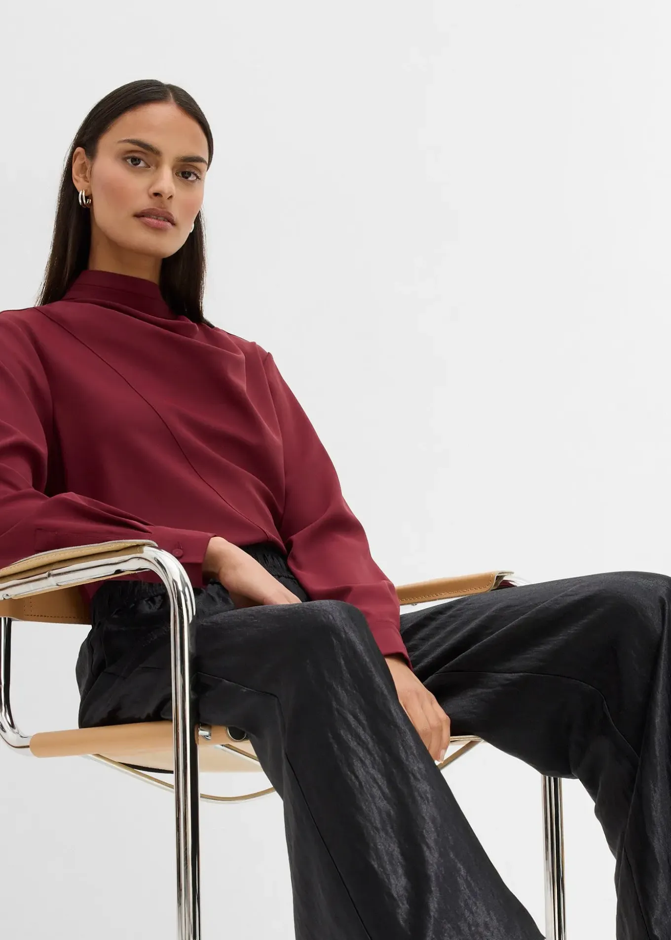 Pantalon palazzo satiné à taille élastiquée