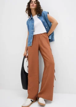 Pantalon taille élastiquée avec nouettes