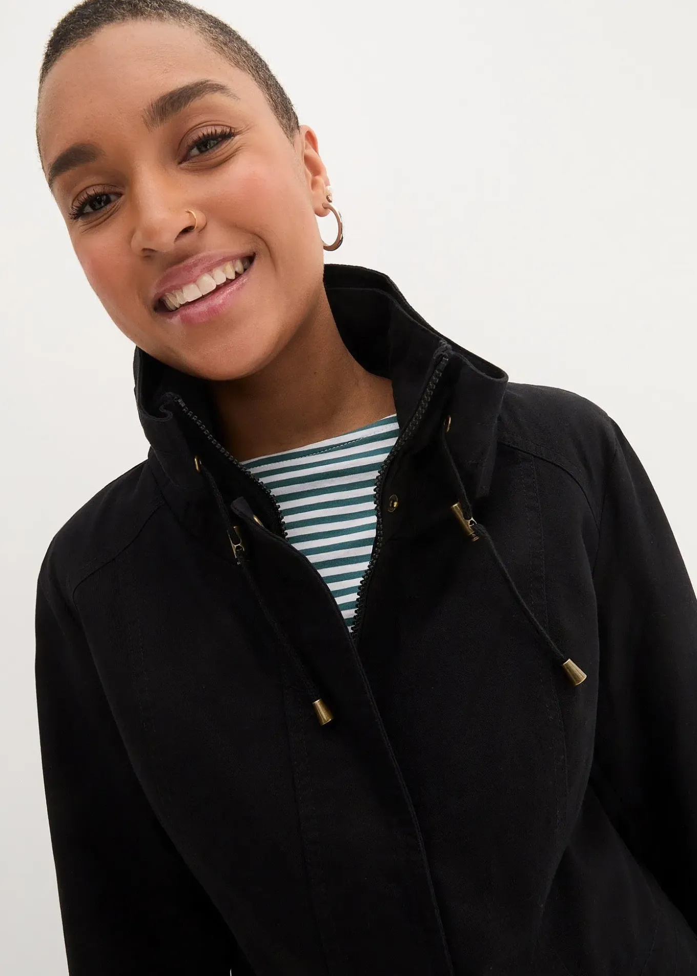 Parka courte en coton à col montant, cintrée