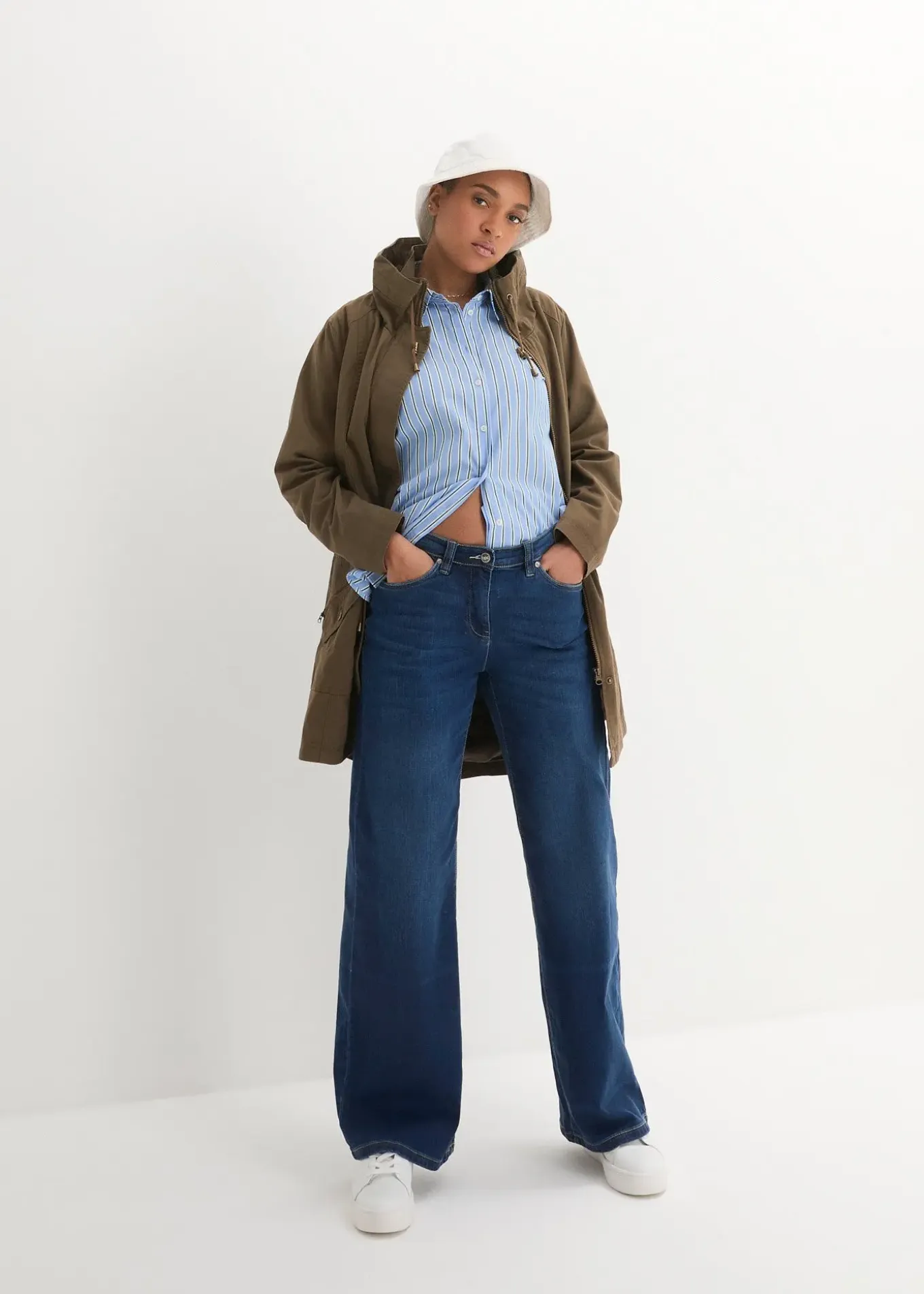 Parka courte en coton à col montant, cintrée