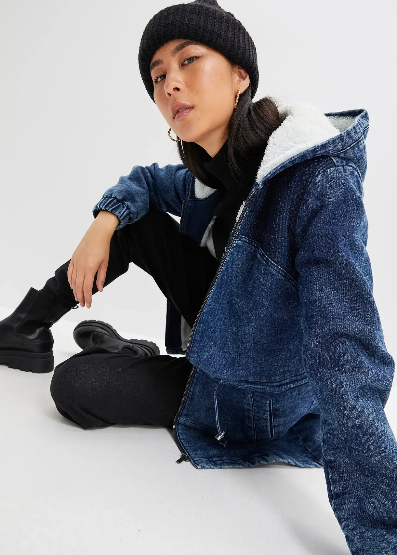 Parka en jean avec maille peluche