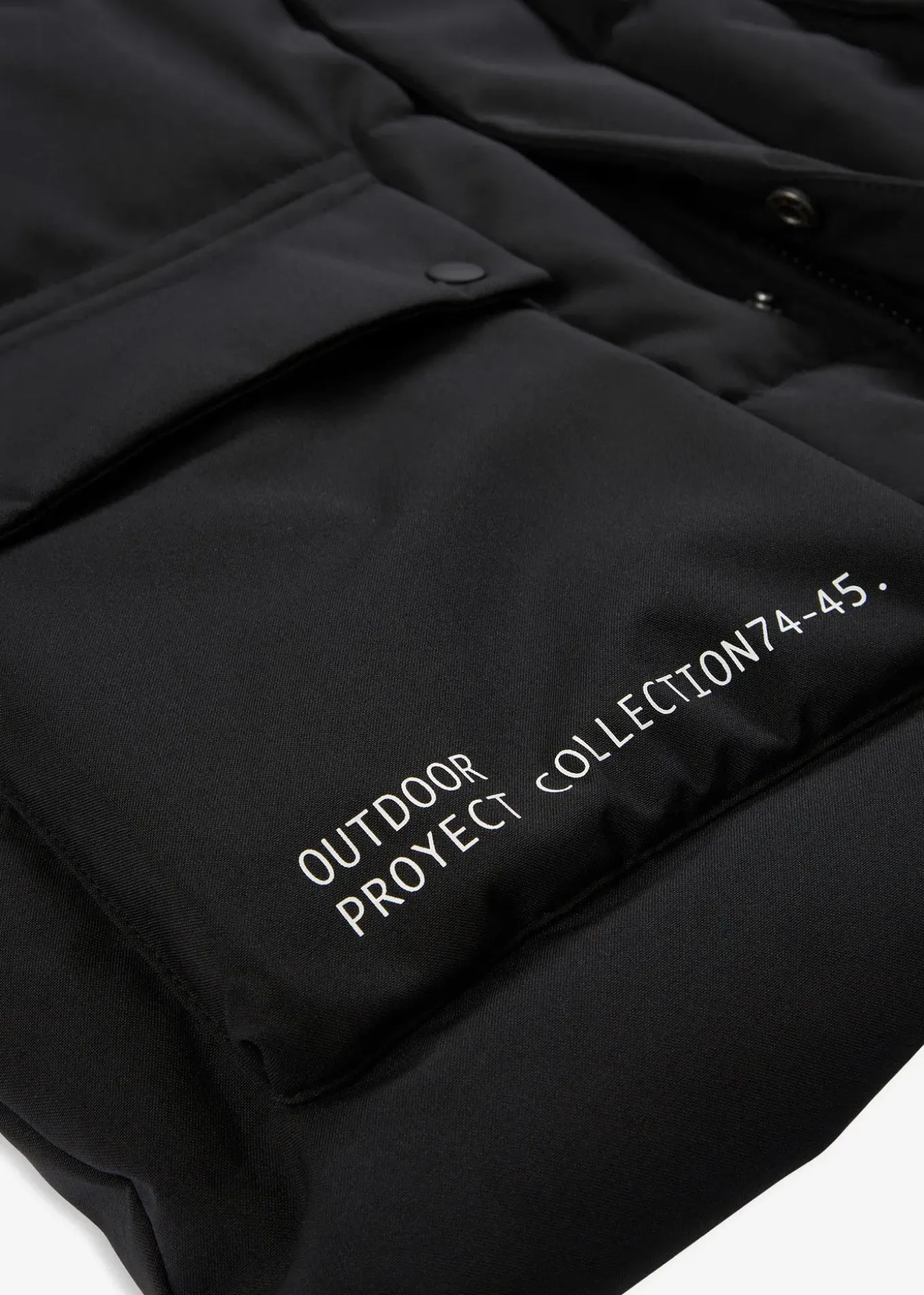 Parka matelassée à capuche et détails sportifs