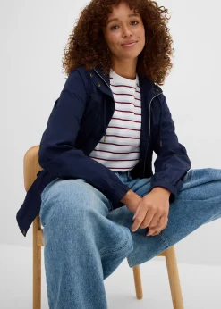 Parka très légère pour la mi-saison