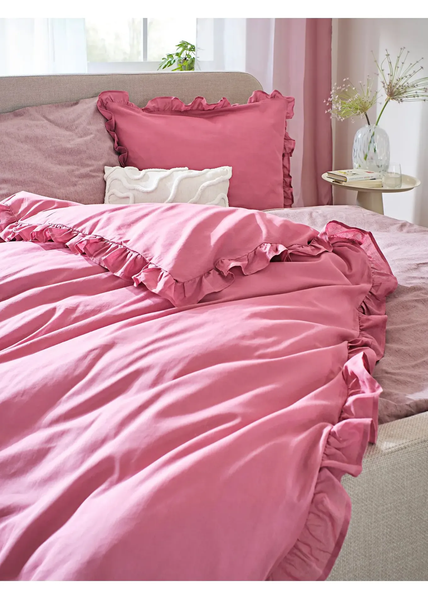 Parure de lit en linon avec volants