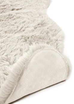 Peau de mouton synthétique