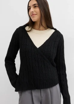 Pull à capuche et base asymétrique