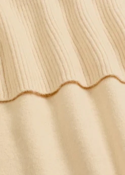 Pull à effet superposé