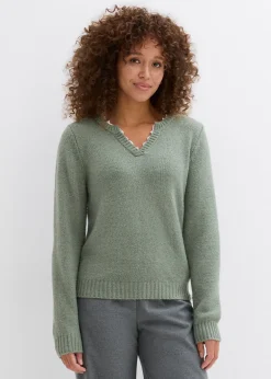 Pull à empiècement dentelle