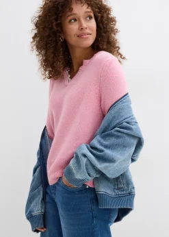 Pull à empiècement dentelle