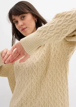 Pull à motif torsadé