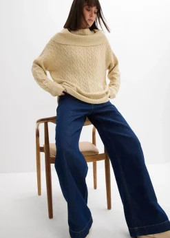 Pull à motif torsadé