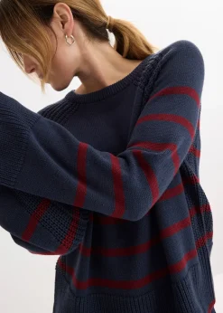 Pull à rayures contrastantes