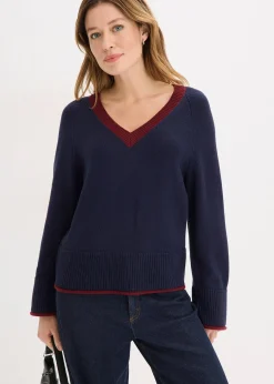 Pull à rayures contrastantes