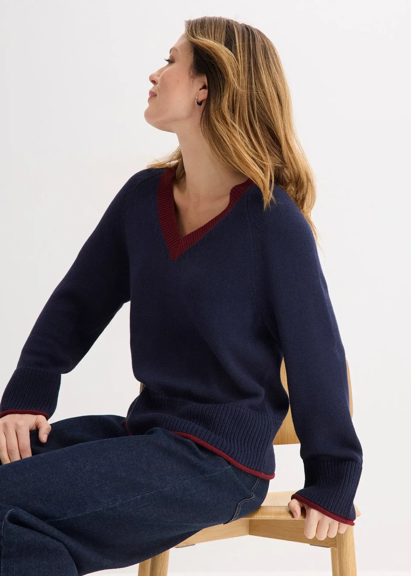 Pull à rayures contrastantes