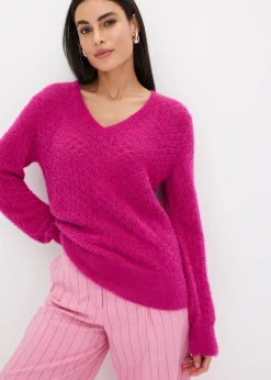 Pull ajouré avec fil peluche