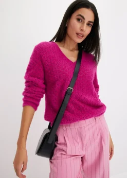 Pull ajouré avec fil peluche