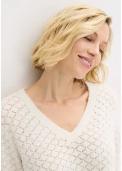 Pull ajouré avec fil peluche