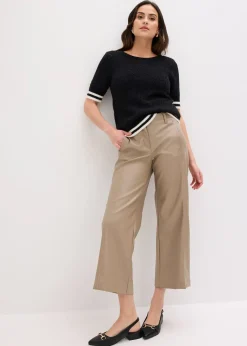 Pull ajouré en maille poilue