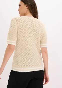 Pull ajouré en maille poilue