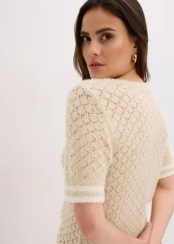 Pull ajouré en maille poilue