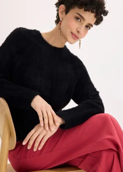 Pull ajouré en maille poilue