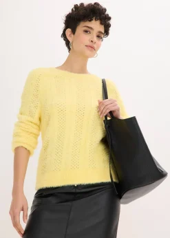 Pull ajouré en maille poilue